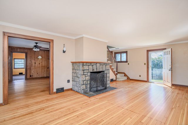 7 McNeil Road, Bethel, CT 06801