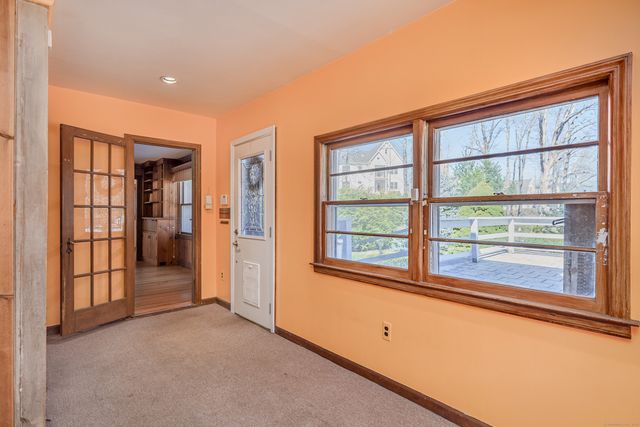 7 McNeil Road, Bethel, CT 06801