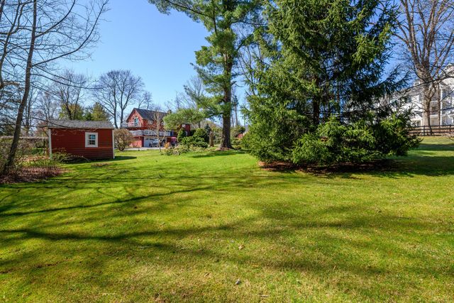 7 McNeil Road, Bethel, CT 06801