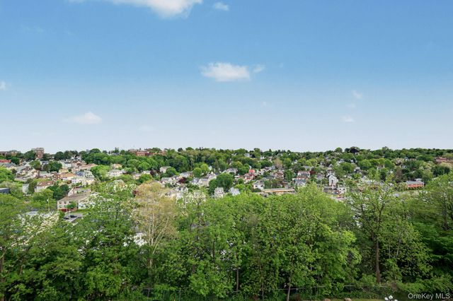 500 High Point Drive 810, Hartsdale, NY 10530