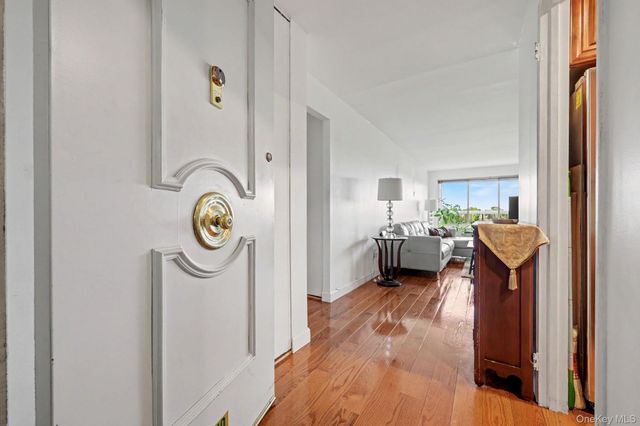 500 High Point Drive 810, Hartsdale, NY 10530