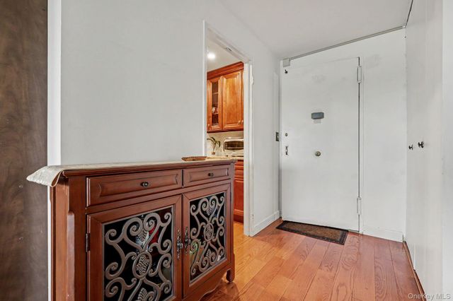 500 High Point Drive 810, Hartsdale, NY 10530