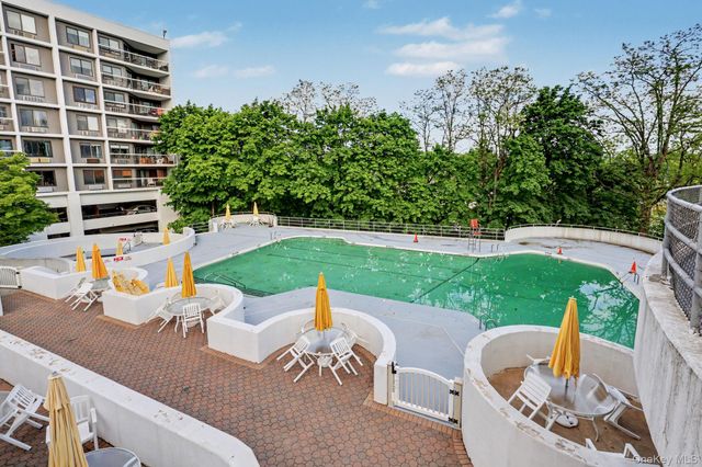 500 High Point Drive 810, Hartsdale, NY 10530