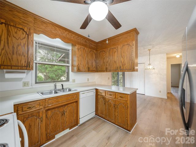 2 Bannerwood Drive, Horse Shoe, NC 28742