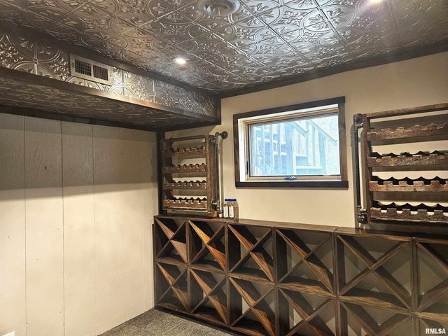 1077 Knox Rd 500 E Road, Galesburg, IL 61401