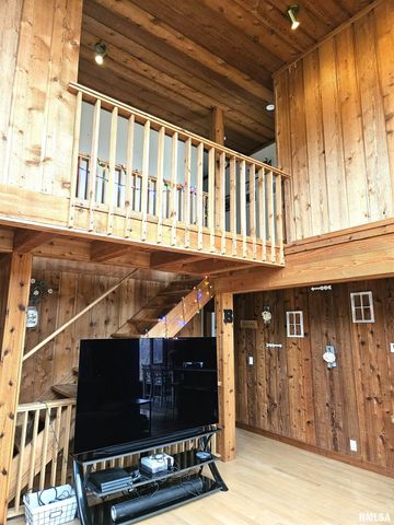 1077 Knox Rd 500 E Road, Galesburg, IL 61401