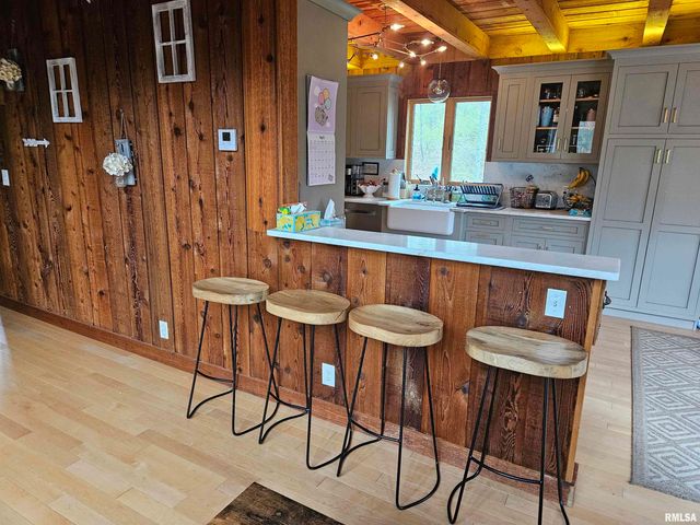 1077 Knox Rd 500 E Road, Galesburg, IL 61401