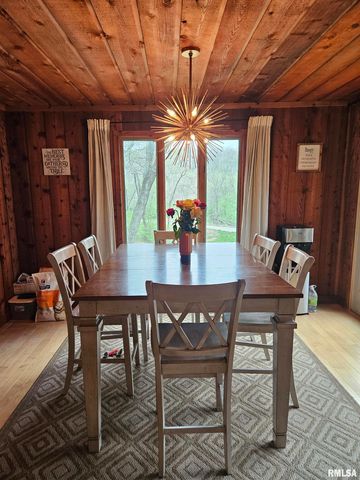 1077 Knox Rd 500 E Road, Galesburg, IL 61401