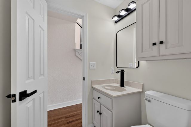 18641 Woodbriar Lane, Catoosa, OK 74015