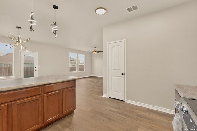 1115 Galapagos, San Antonio, TX 78214