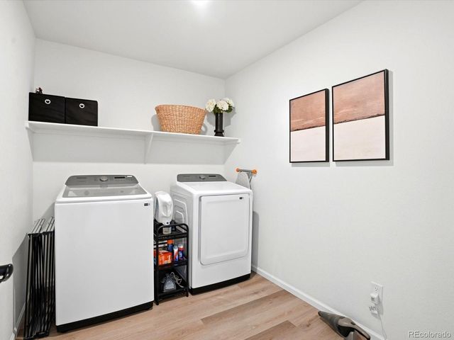 872 Goodrich Peak Street, Erie, CO 80516