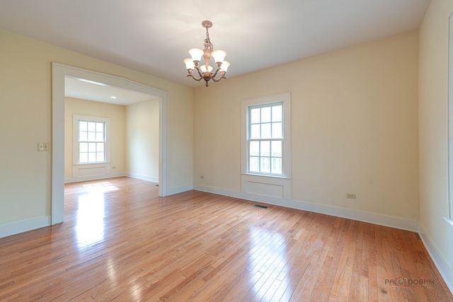 430 N Sheridan Road, Waukegan, IL 60085