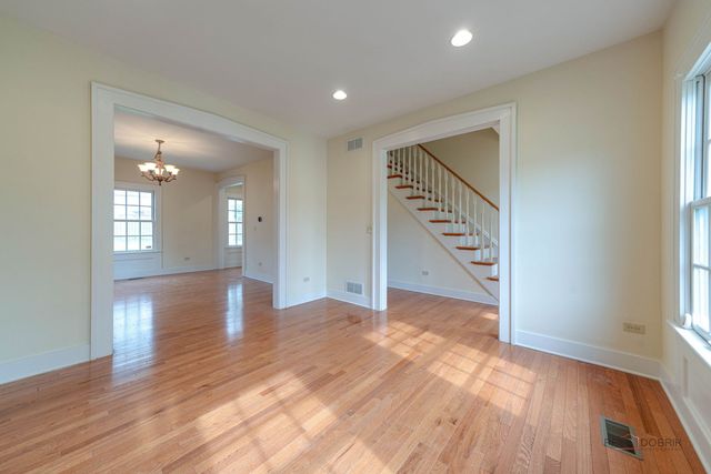 430 N Sheridan Road, Waukegan, IL 60085