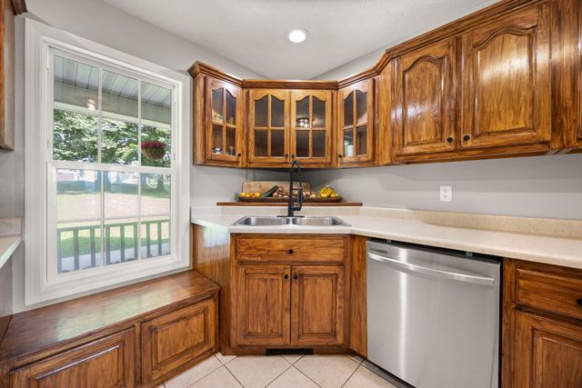 529 Cliffside Drive, Russell Springs, KY 42642