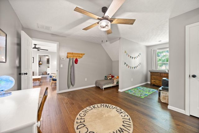 529 Cliffside Drive, Russell Springs, KY 42642