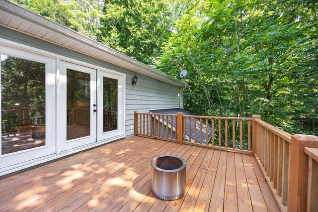 529 Cliffside Drive, Russell Springs, KY 42642