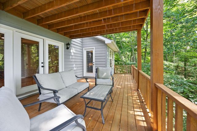 529 Cliffside Drive, Russell Springs, KY 42642