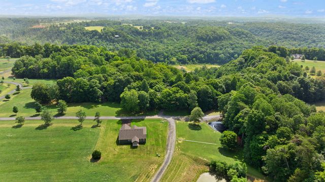 529 Cliffside Drive, Russell Springs, KY 42642