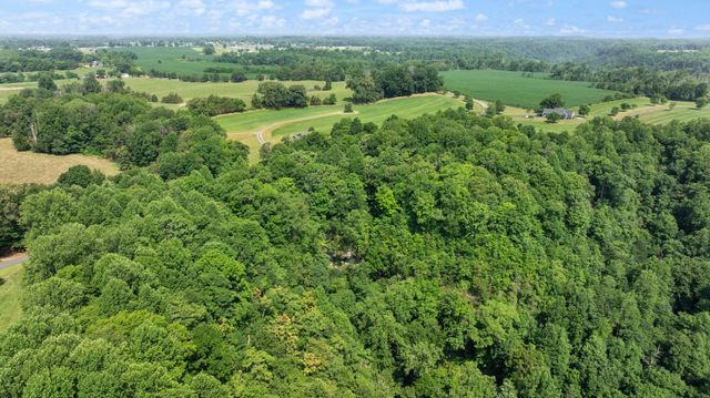 529 Cliffside Drive, Russell Springs, KY 42642