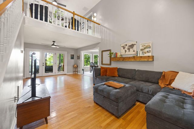 529 Cliffside Drive, Russell Springs, KY 42642