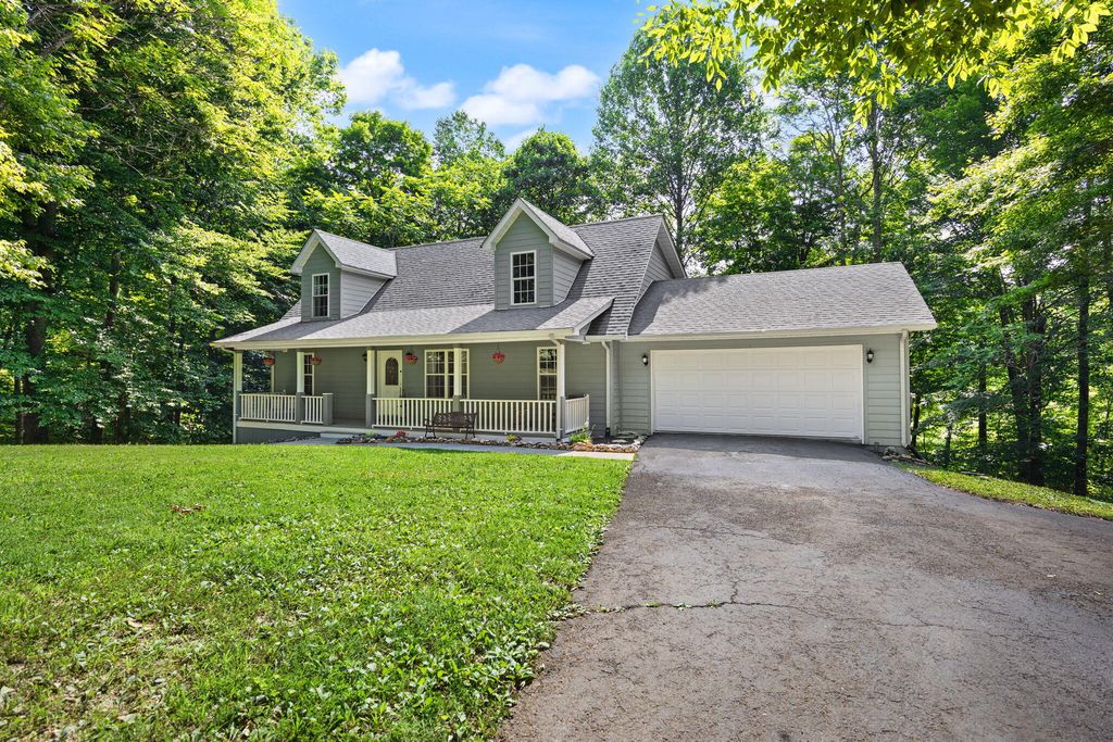 529 Cliffside Drive, Russell Springs, KY 42642