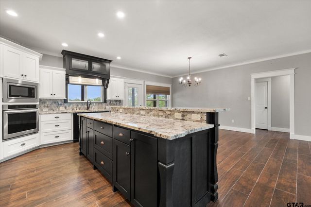 5568 S Fm 779, Alba, TX 75410