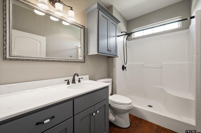 5568 S Fm 779, Alba, TX 75410