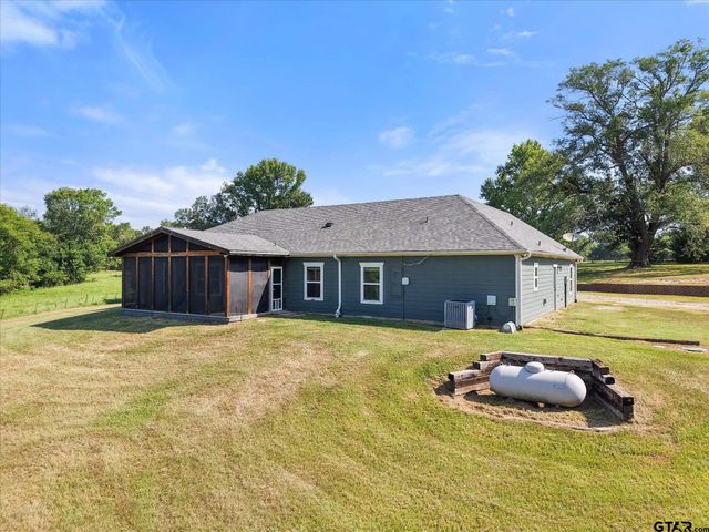 5568 S Fm 779, Alba, TX 75410