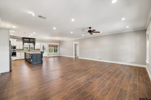 5568 S Fm 779, Alba, TX 75410