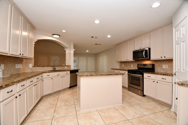 22031 Castle Hawk Trail, Richmond, TX 77407