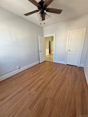 7848 83rd Street, Glendale, NY 11385