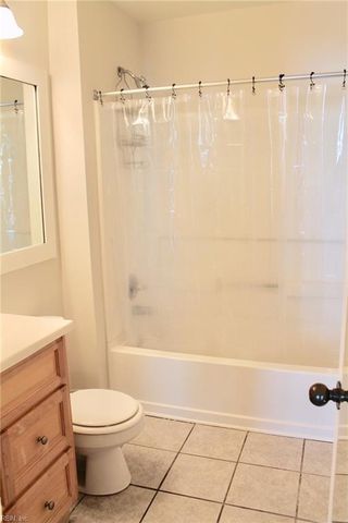 3200 Lynnhaven Dr Apt 309, Virginia Beach, VA 23451