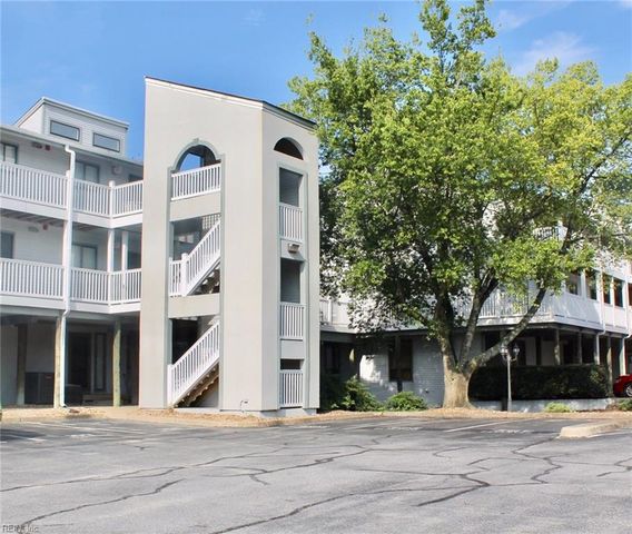 3200 Lynnhaven Dr Apt 309, Virginia Beach, VA 23451