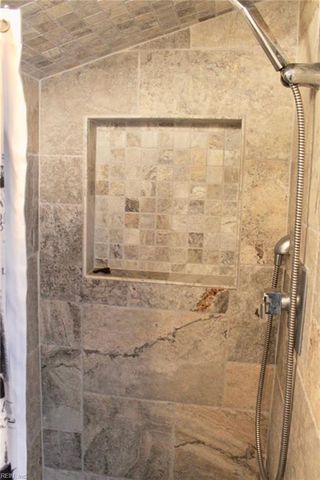 3200 Lynnhaven Dr Apt 309, Virginia Beach, VA 23451