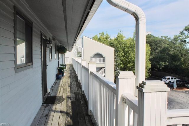 3200 Lynnhaven Dr Apt 309, Virginia Beach, VA 23451