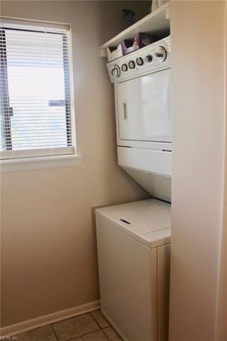 3200 Lynnhaven Dr Apt 309, Virginia Beach, VA 23451