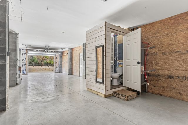 6440 Saint Anthony Drive, Meggett, SC 29449