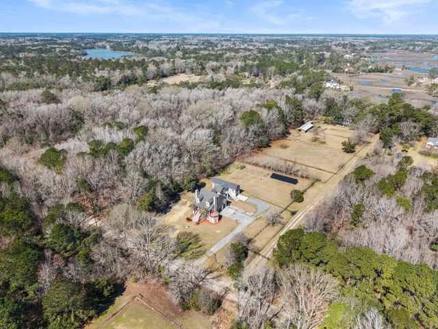 6440 Saint Anthony Drive, Meggett, SC 29449