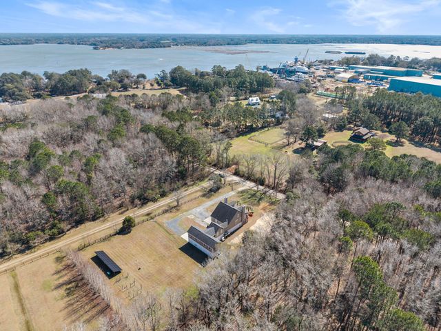 6440 Saint Anthony Drive, Meggett, SC 29449
