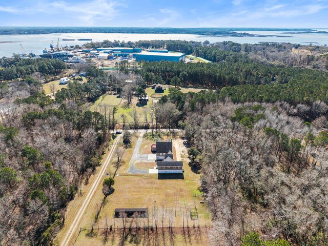 6440 Saint Anthony Drive, Meggett, SC 29449