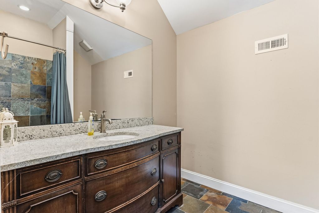 Image 23 of property listing at 6440 Saint Anthony Drive, Meggett, SC 29449