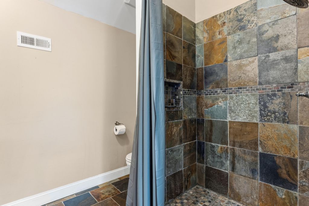 Image 24 of property listing at 6440 Saint Anthony Drive, Meggett, SC 29449