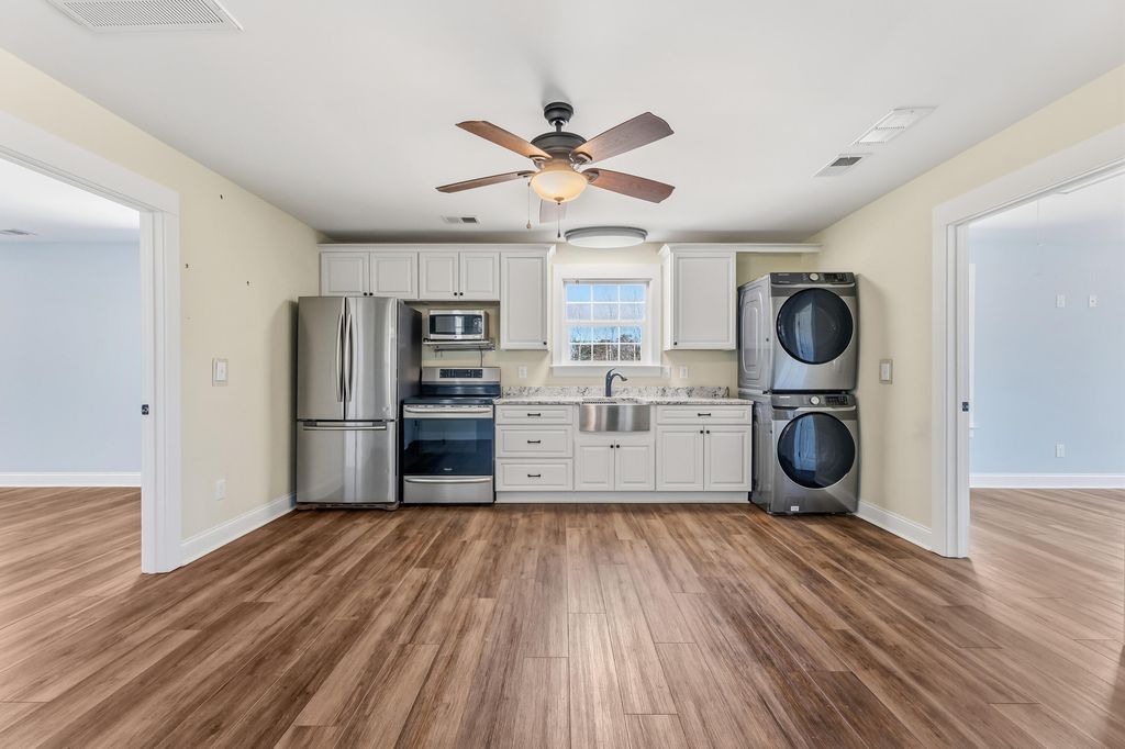 Image 31 of property listing at 6440 Saint Anthony Drive, Meggett, SC 29449