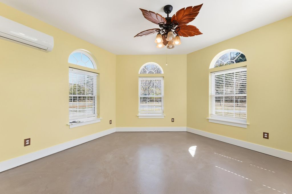 Image 41 of property listing at 6440 Saint Anthony Drive, Meggett, SC 29449