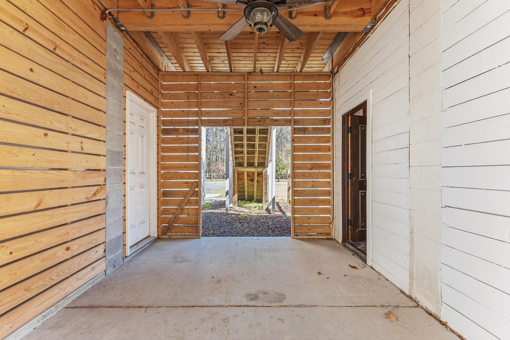 Image 49 of property listing at 6440 Saint Anthony Drive, Meggett, SC 29449