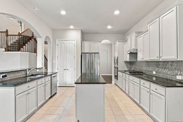 28702 Howards Bull, Boerne, TX 78015