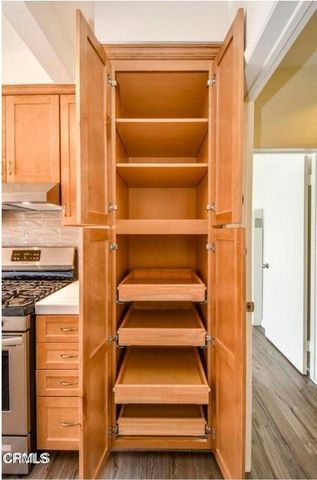 2707 Montrose Avenue 10, Montrose, CA 91020