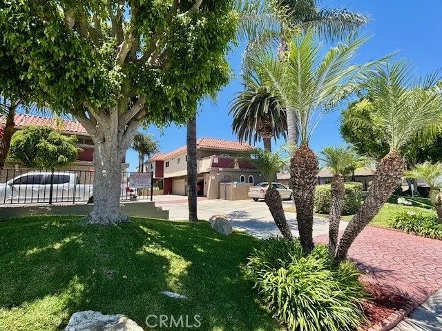 17171 Elm A, Huntington Beach, CA 92647