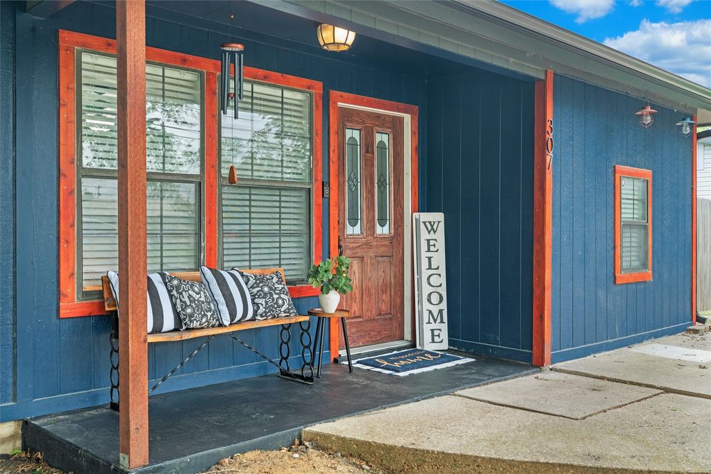 307 N 2nd Street, Crandall, TX 75114