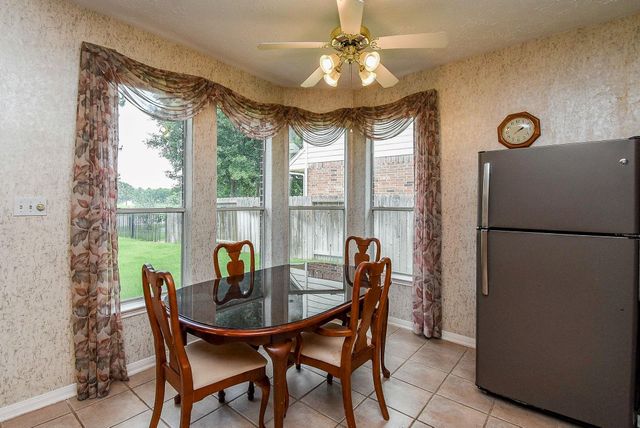 11202 Hundred Bridge Lane, Sugar Land, TX 77498